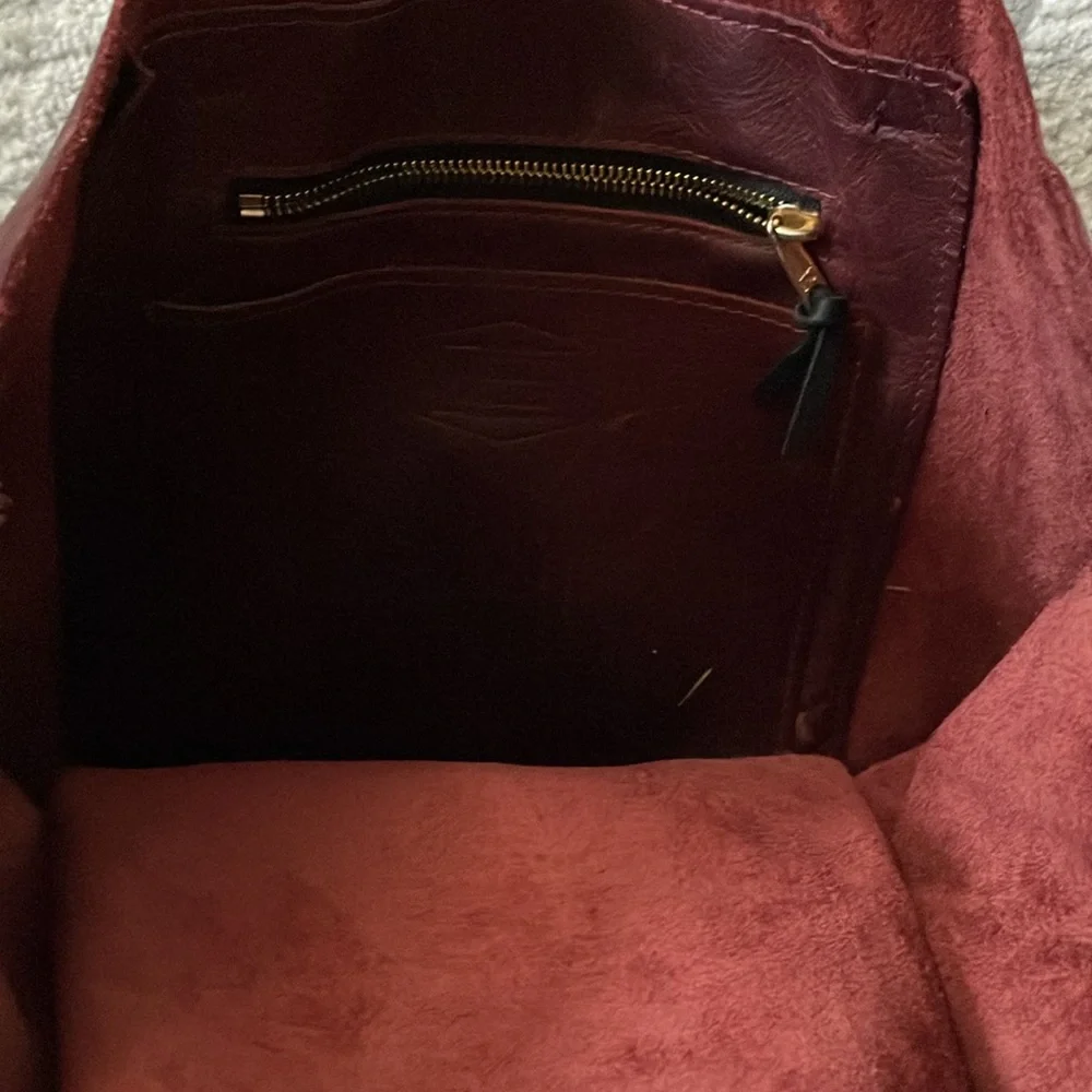 Beautiful Red leather handmade shoulder bag - Picture 7 of 11